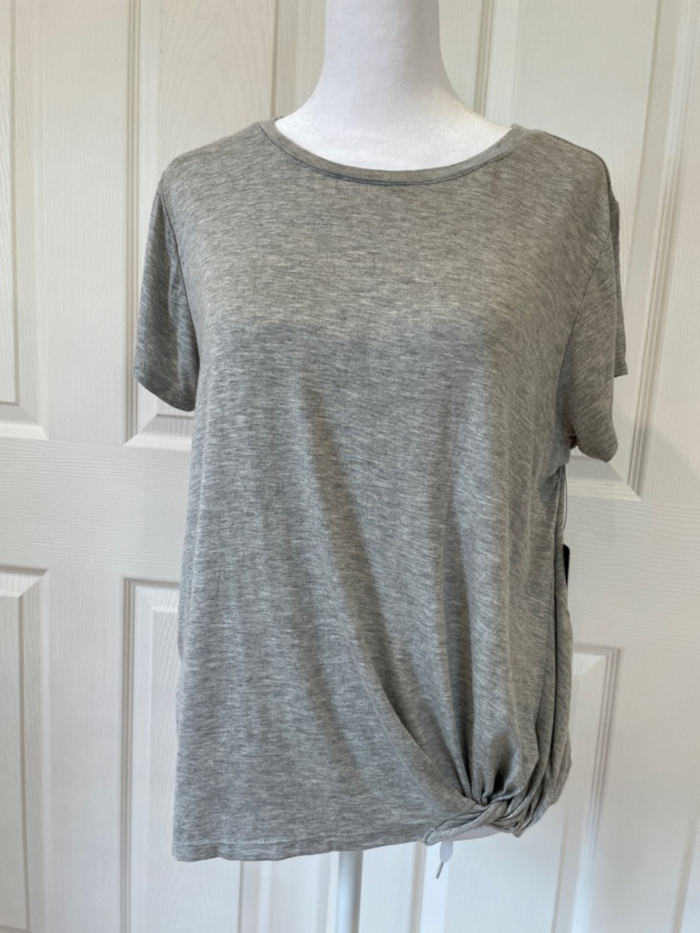 Mark New York  Heather Gray Short Sleeve Knot Front Tee size Large NWT